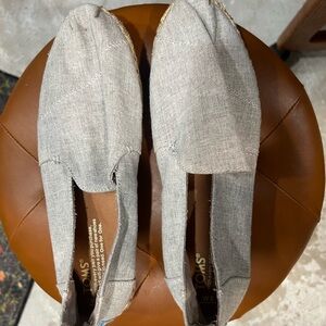 TOMS Women's Light Gray Espadrilles